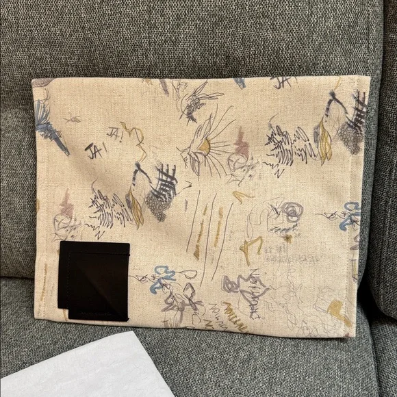 Adolfo Dominguez NWT linen canvas clutch handbag in cream with abstract designs - Picture 6 of 7